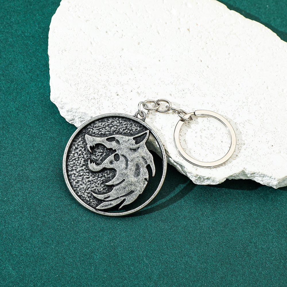 Vintage Wolf Head Keychain Gam - Carabiner Keychain ulasan dan harga